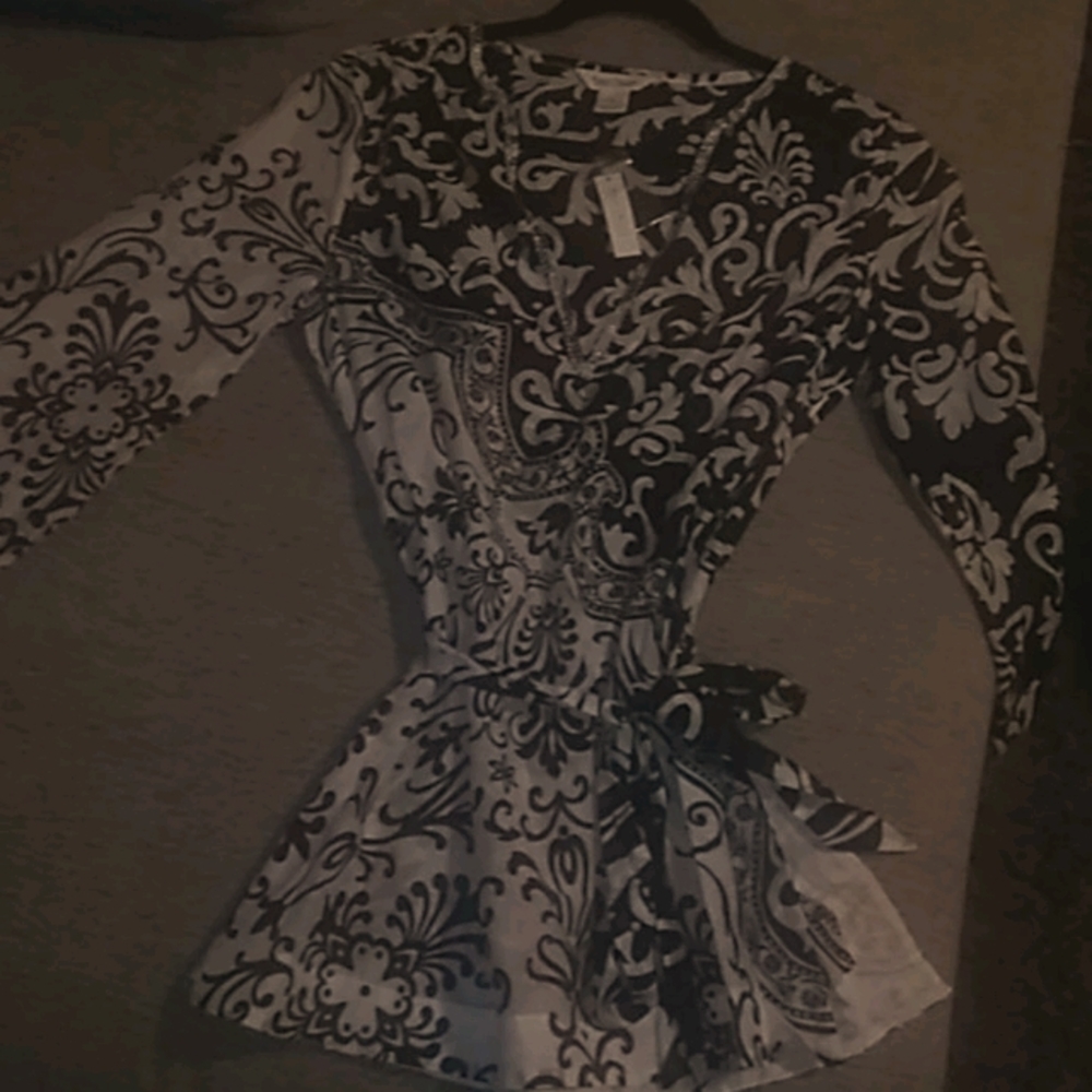 White house black market tunic